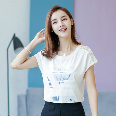 时尚圆领蕾丝拼接印花T恤女2018夏季新款宽松休闲短袖纯棉上衣潮