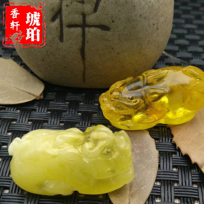 香轩琥珀蜜蜡招财貔貅吊坠满蜜鸡油黄貔貅手串珠白花蜡金绞蜜挂件在类目 珠宝/钻石/翡翠/黄金, 天然琥珀(新), 颈饰中 - 来自Buy2taobao.com提供专业的淘宝代购服务