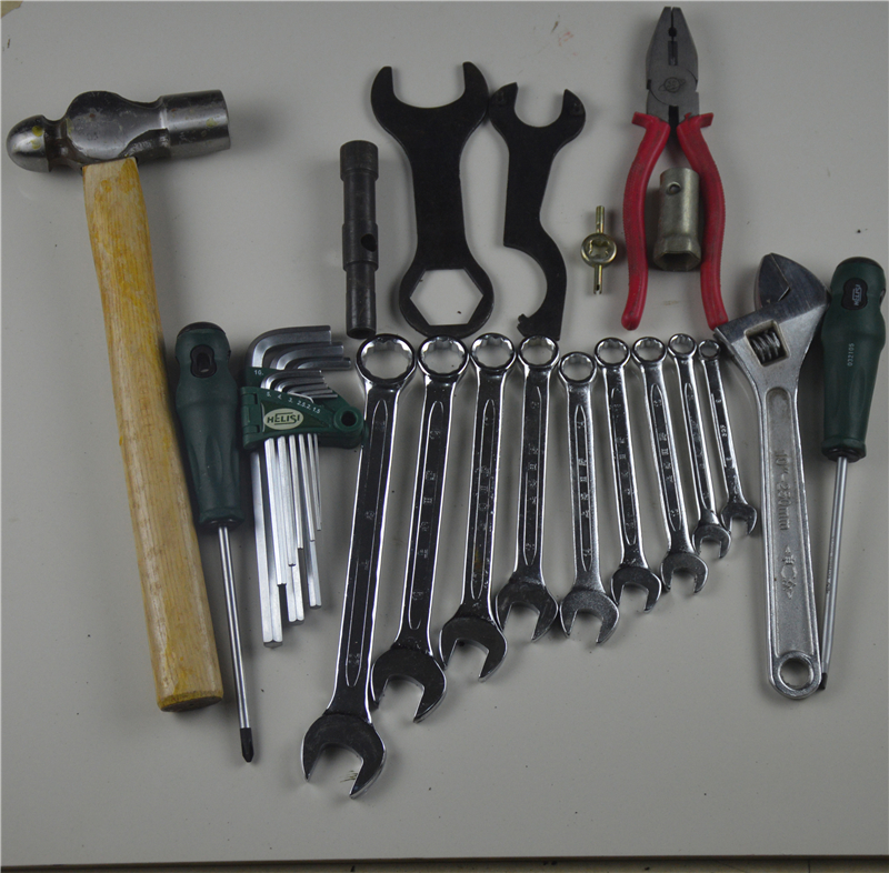 長江750專用工具隨車工具邊三輪 侉子摩托車保養維修全套工具在類目 摩托車/裝備/配件, 摩托車配件, 摩托車維修工具中 - 來自Buy2taobao.com提供專業的淘寶代購服務