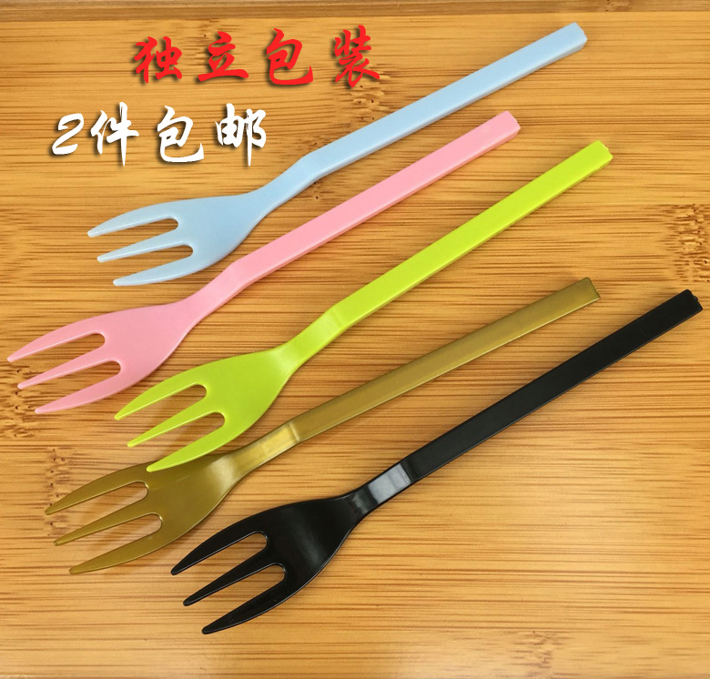 独立包装一次性叉子塑料水果叉三齿蛋糕 西点 100只包邮在类目 餐饮具, 餐具, 水果叉/水果签中 - 来自Buy2taobao.com提供专业的淘宝代购服务