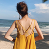 旅行路上沙滩裙女夏三亚(夏三亚)度假连衣裙气质浪漫旅游穿搭黄色露背长裙