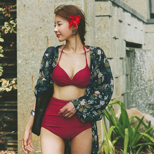 韩国泳衣女高腰遮肚脐显瘦分体比基尼性感酒红色小胸钢托聚拢温泉