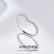 s925纯银时尚v型排钻戒指，女轻奢个性，小众设计ins排戒守护永恒戒指
