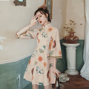 中国风短款七分袖年轻少女，a字裙倒大袖，旗袍改良版春季日常连衣裙