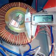高档 纯铜线圈 1大功率蓄电池充电机、充电器12V 24V100H风冷潮