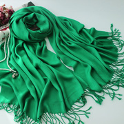 2023绿色围巾披肩两用纯棉质，流苏春秋冬季女韩版纯色百搭单色