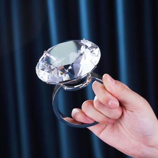 超大玻璃大钻戒钻石大戒指，表白求婚七夕情人节送女生闺蜜生日礼物
