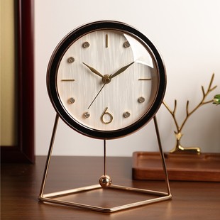 轻奢座钟客厅家用钟表简约时尚，静音摆钟台式现代时钟创意台钟摆件