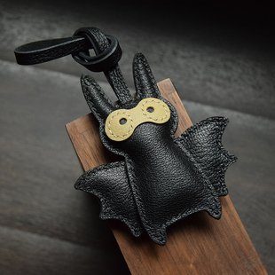MR夹子小蝙蝠真皮手工制作车钥匙包包挂件可爱万圣节简约黑色