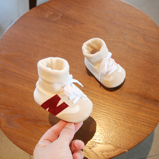春秋季6-12月婴儿，步前鞋软底一岁宝宝鞋子秋冬婴幼儿袜套鞋子不掉