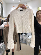 韩国东大门2024春季甜美气质褶皱修身短款长袖V领衬衫女上衣