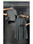 韩式时尚设计感灰色套装女2023夏季收腰显瘦T恤半身裙两件套