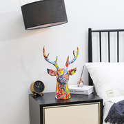 艺术客厅卧室书房彩色，现代创意家居树脂，工艺品动物大鹿头装饰摆件