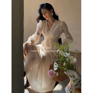 atelieronepire丨whitetea丨白茶千层褶皱，肌理法式花边连衣裙