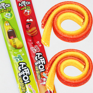 韩国进口可爱糖果零食海，太长舌头长条形果汁软糖，草莓苹果味24g