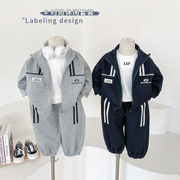 2024早春童装儿童韩版运动休闲套装童帅气条纹两件套黑色灰色