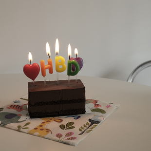 生日快乐hbd字母爱心蜡烛，韩国ins网红彩色，自制创意甜品小蛋糕装饰