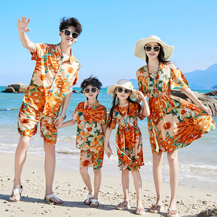 沙滩亲子装夏装母子一家三口四口海南三亚海边度假大码母女连衣裙
