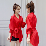 衬衫女设计感小众上衣，2024红色中长雪纺衫系带，前短后长不规则衬衣