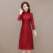 红色蕾丝连衣裙春季2024年复古时尚，高贵改良旗袍，喜婆婆婚宴装