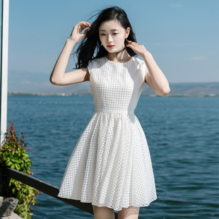 夏季显瘦短袖白色初恋裙，中裙连衣裙普吉岛沙滩裙女泰国海边度假裙