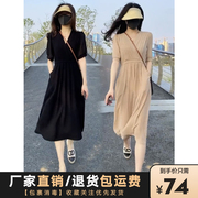 黑色连衣裙女夏季赫本风法式V领高级感气质收腰显瘦a字长裙子