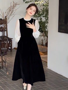 黑色丝绒连衣裙女长袖2023气质拼接撞色时尚显瘦高级感长裙子