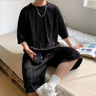 夏季原宿风垂感短袖t恤男生，韩版潮流宽松纯色，短裤两件套运动套装