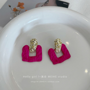 冬季时髦撞色玫红方形耳环，韩国ins小众，立体金属喷漆少女心耳饰品