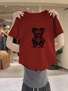 酒红色短袖T恤女夏季薄款小熊印花修身甜辣风不规则体恤短款上衣