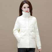 短款立领白色羽绒服2023冬季纯色通勤保暖白鸭绒女士修身外套
