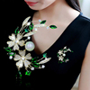 韩版气质创意花朵胸针气质绿色栀子花胸针女外套开衫别针配饰品