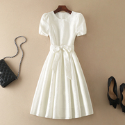 宝藏衣橱显高女装小白裙高级感法式白色简约圆领收腰连衣裙夏