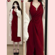 两件套装2024秋冬中长款软糯针织开衫+高级感法式红色吊带连衣裙