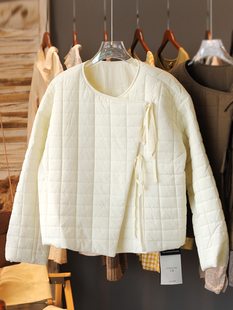冬装2023年日系休闲文艺，夹棉保暖外套斜襟系带，压格女气质棉衣