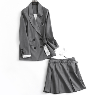 灰色贴布宽松显瘦双排，扣西装领外套春季长袖，百搭女小西服m385