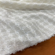 外贸乳白色表面涂层编织格子纹粗纺布料小香风花呢面料外套马甲布