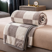 夏季毛毯牛奶绒空调毯子珊瑚法兰绒床单沙发盖毯学生宿舍铺床加厚