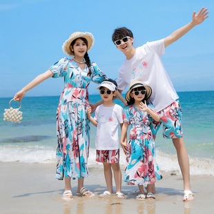 夏装一家三口四口波西米亚，亲子装母子海边度假母女沙滩连衣裙