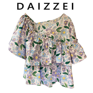 DAIZZEI~2022夏季新紫色褶皱斜V领碎花洋气小清新甜美衬衫女上衣