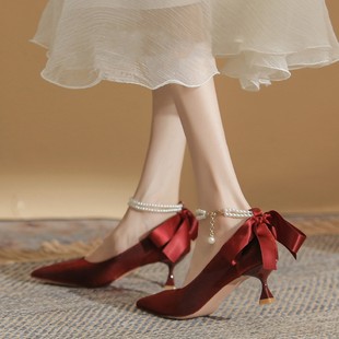 一字扣单鞋女红色高跟鞋，婚鞋新娘鞋2024中式订婚配红裙子细跟