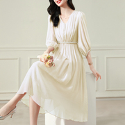 白色真丝连衣裙女装，夏季2023气质纯色，桑蚕丝长裙子