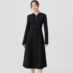 小腾阿玛施月女装春秋，款黑色套头卫衣，连帽收腰长袖连衣裙5500526