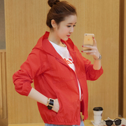 大红色防晒衣女，夏季韩版宽松休闲女士，大红色开衫外套短款外搭