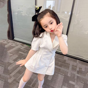 女童洋气收腰连衣裙2024夏季韩版儿童时髦西装裙子宝宝泡泡袖