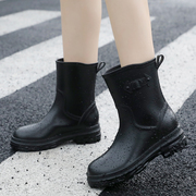 2024时尚雨靴女款耐磨网红胶鞋，防滑水鞋雨天防水成人雨鞋
