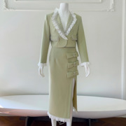 时尚气质优雅小清新西装，蕾丝花边外套，搭配蝴蝶浅草绿半身裙
