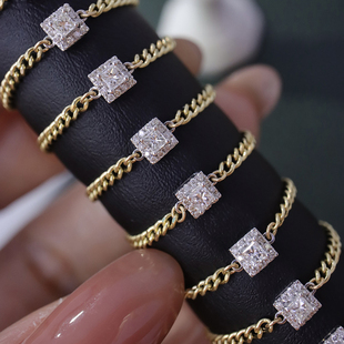 18K金镶嵌古巴软链条女公主方钻石戒指围边镶嵌自由抽拉调节