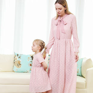 亲子装母女长袖连衣裙气质粉色长裙，女童长袖法式收腰公主裙婴儿裙