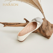 哈森芭蕾舞鞋甜美可爱方跟休闲蝴蝶结粗跟浅口女单鞋HL226615